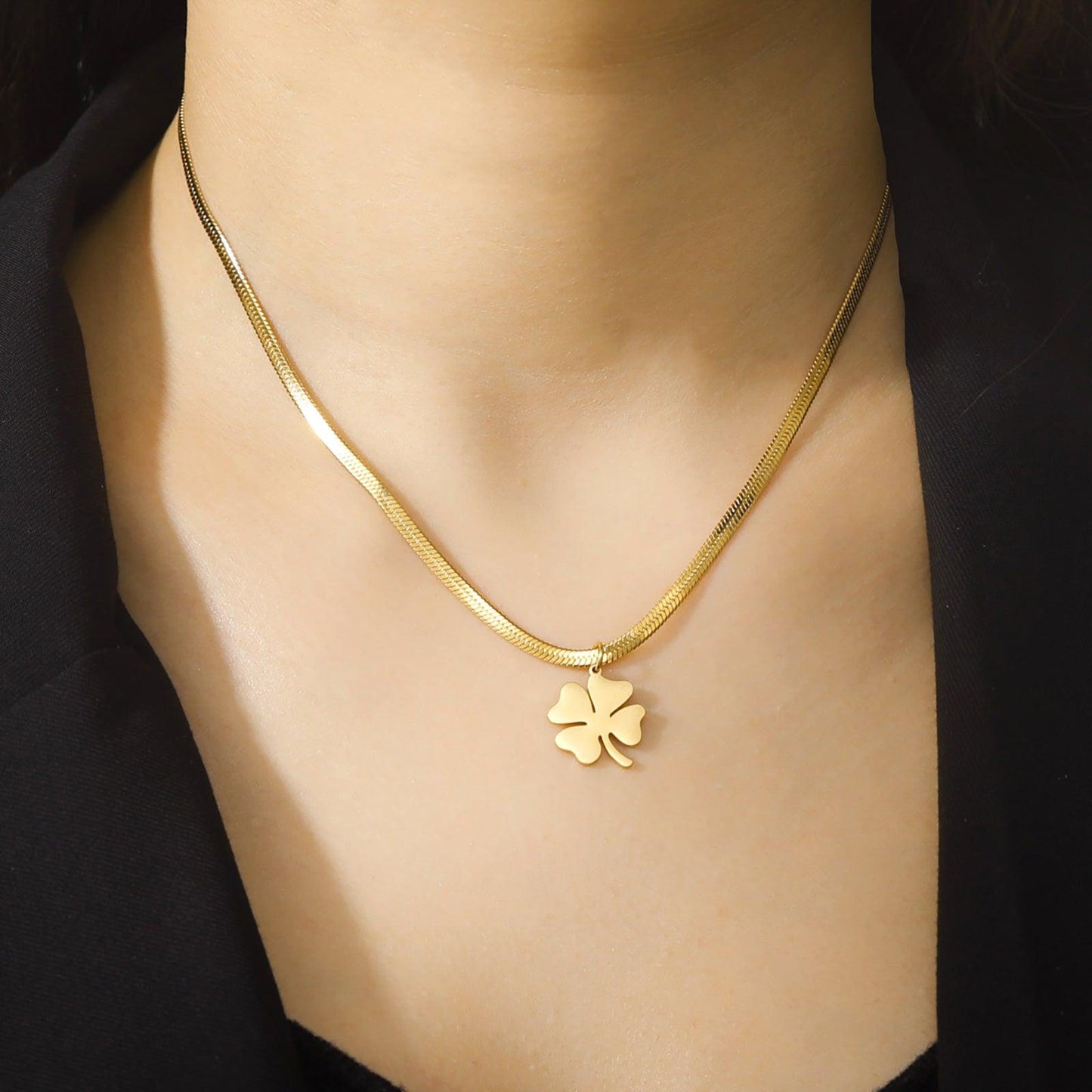Pendentif Trèfle à 4 feuilles or