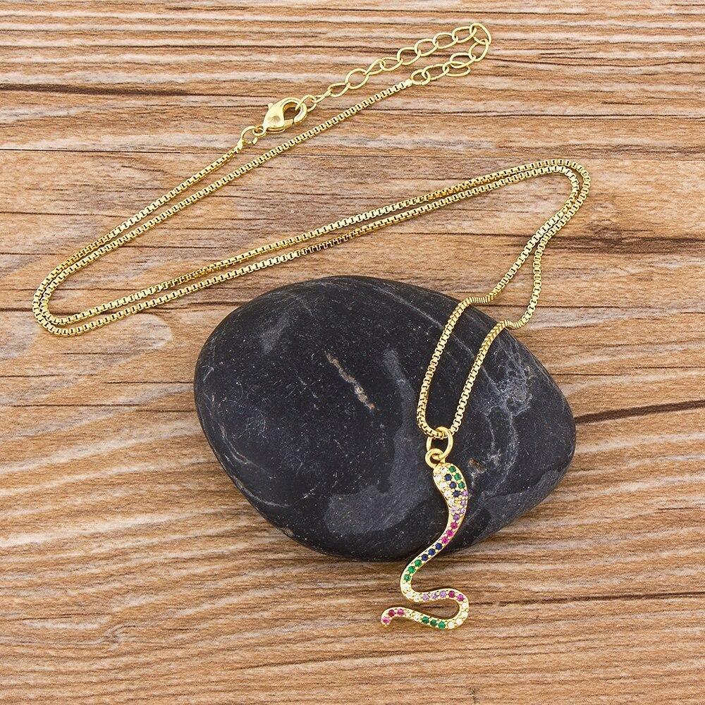 Collier Serpent or