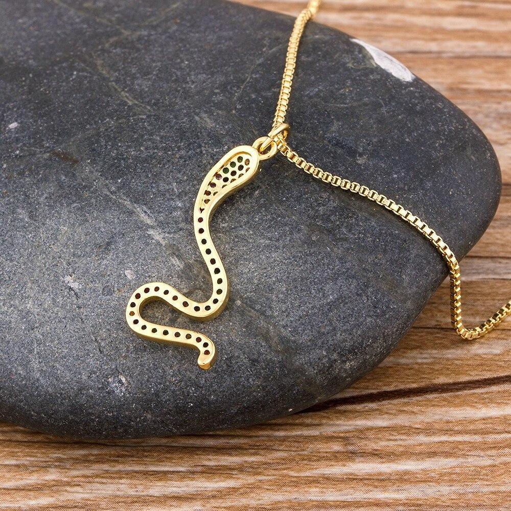 Pendentif Serpent or animal totem