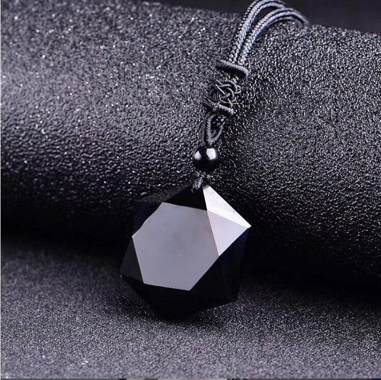 Collier amulette de protection