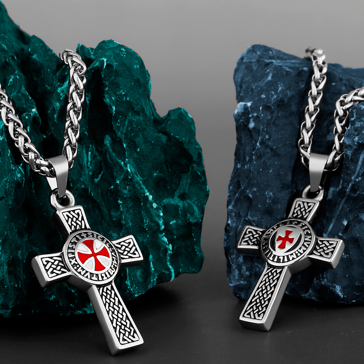 Collier Croix nordique