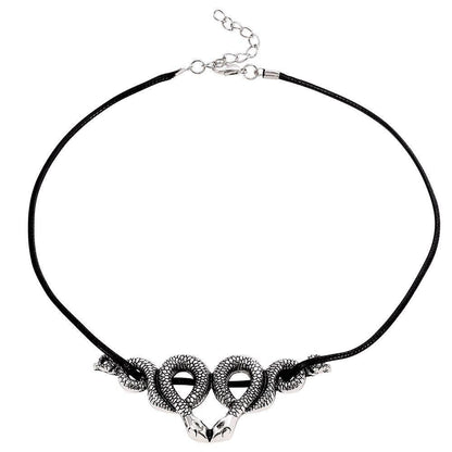 Collier porte-bonheur serpent