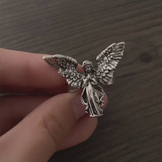 Bague ange pour protection et chance