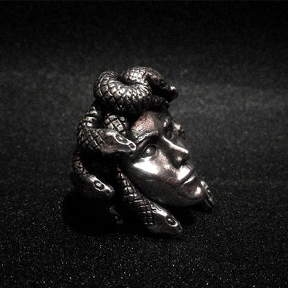 Anneau amulette de protection mythologique Méduse