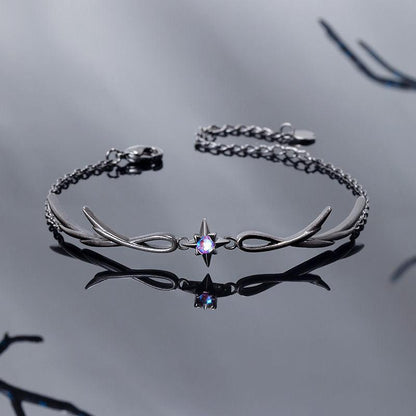 Bracelet style gothique talisman pierre de lune
