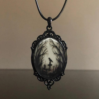 Collier amulette de protection corbeau
