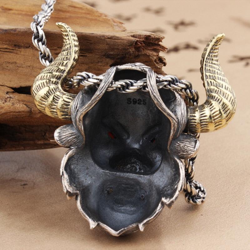 Collier gothique