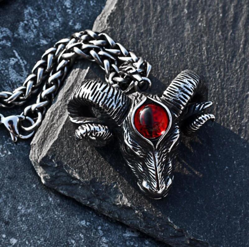 Collier gothique viking