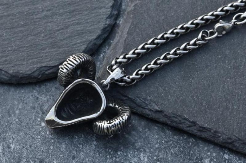 Talisman gothique viking