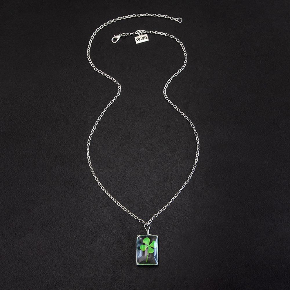 Collier porte chance trèfle